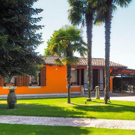 La Brigata Apartments Orange House Cavallino-Treporti Exterior photo