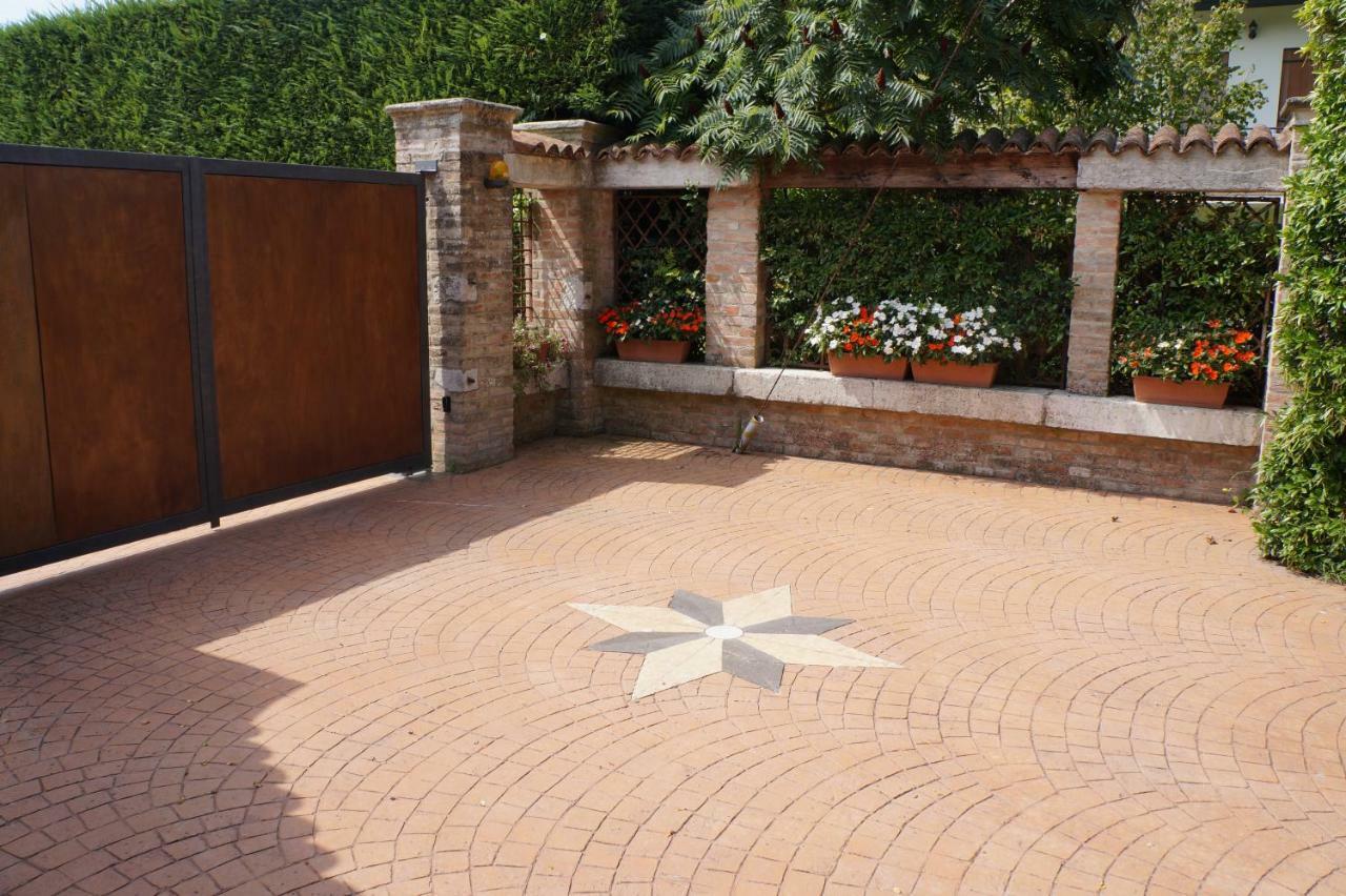 La Brigata Apartments Orange House Cavallino-Treporti Exterior photo